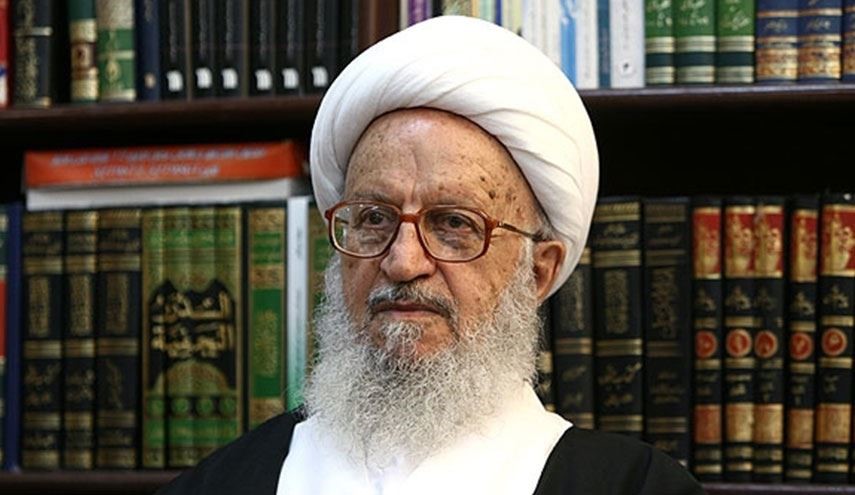مكارم‌ شيرازي: السعودية تعوض عن هزائمها بالصد عن الحج