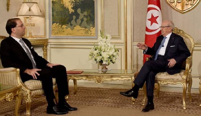 تخفّيض رواتب وامتيازات الوزراء لـ30 في المئة في تونس