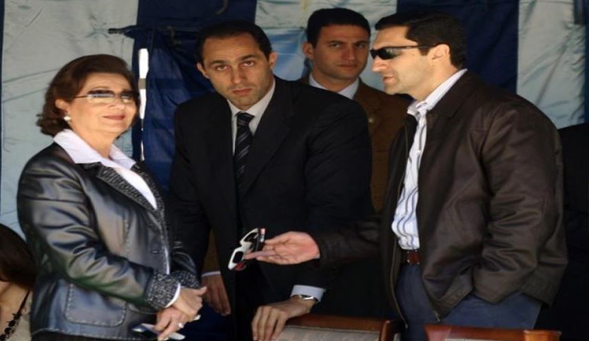 پسرم، وارد سیاست نشو!