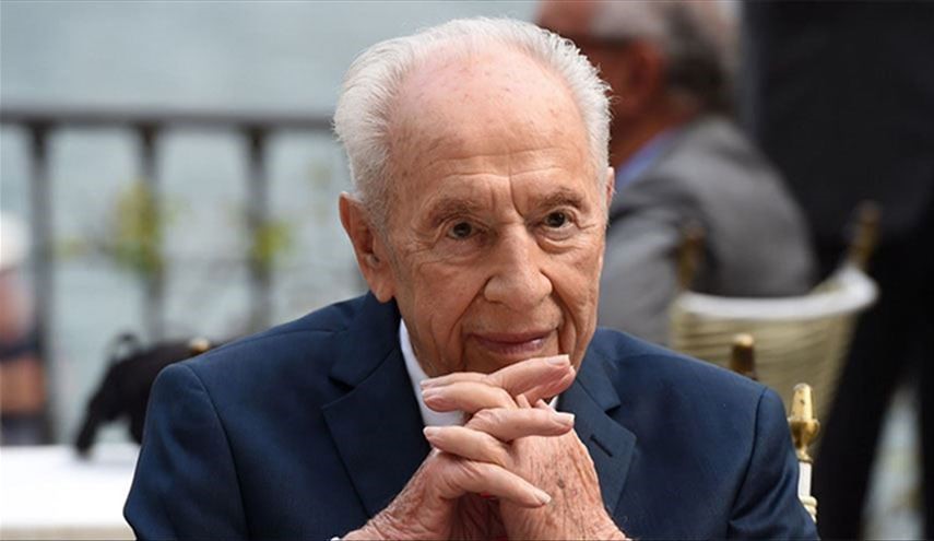 زعيم خليجي بكى على بيريز حين سمع أنه مات!