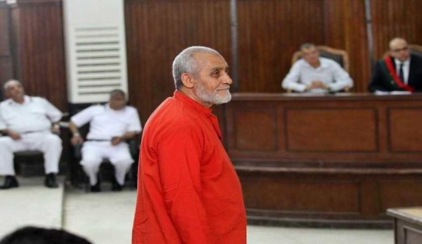 إلغاء السجن المؤبد بحق مرشد الإخوان في مصر