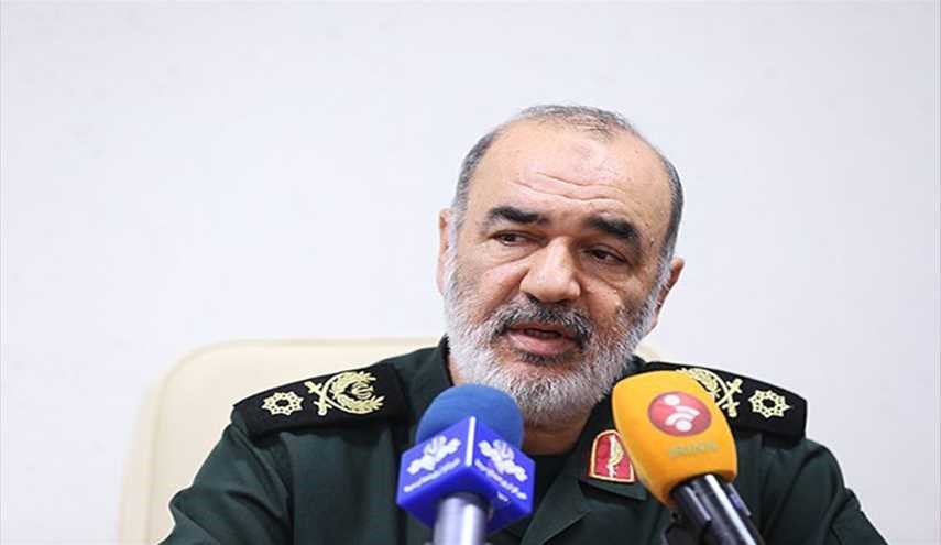 حرس الثورة بصدد تزويد صواريخه بمواد تخفيها عن الرادار