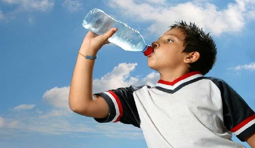 هذا ما يحصل إذا شربت الماء فقط لمدة شهر كامل؟!