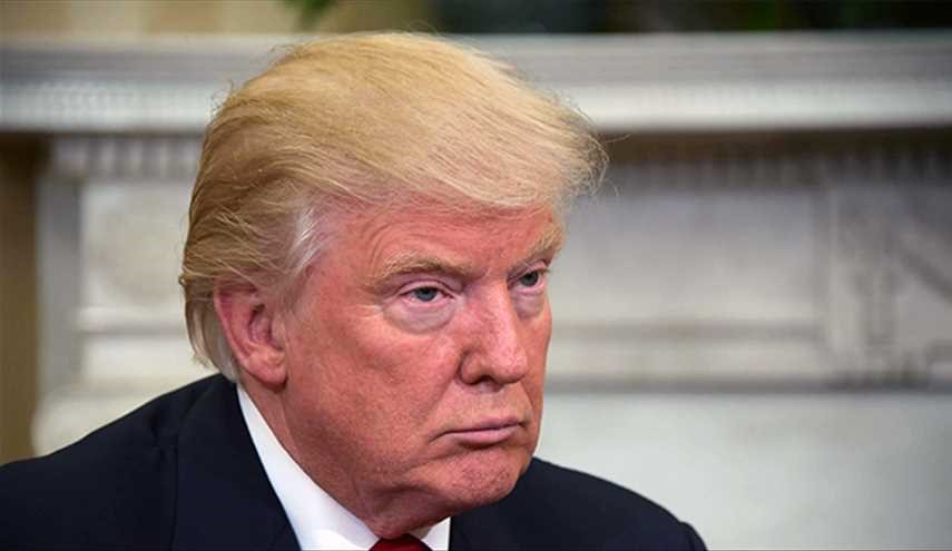 ترامب يجري اتصالات دولية ويعتمد 