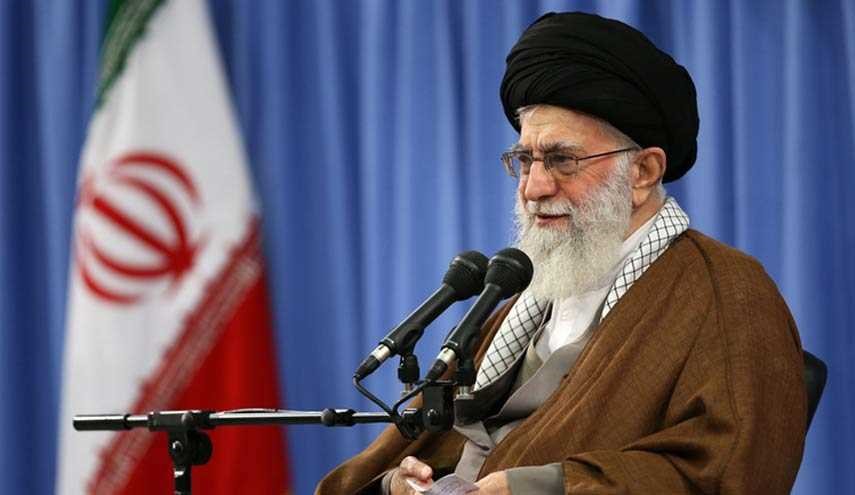 آية الله خامنئي: اميركا هي نفسها ونتائج الانتخابات لن تغيرها بالنسبة لنا