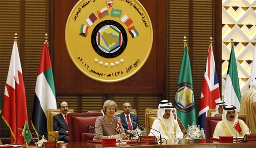 تيريزا ماي تتعهد أمام زعماء الخليج الفارسي بمواجهة 