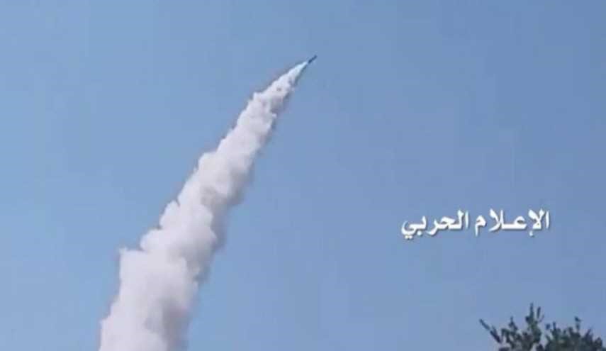 إطلاق صاروخي 