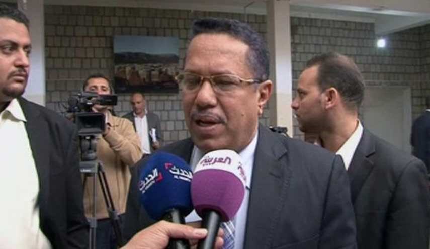 رئيس حكومة هادي يشيد بمشاركة البحرين في العدوان على اليمن