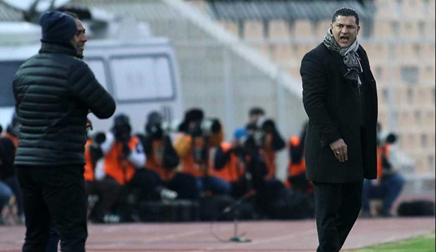 عکسهایی از جرو بحث دایی و منصوریان کنار زمین