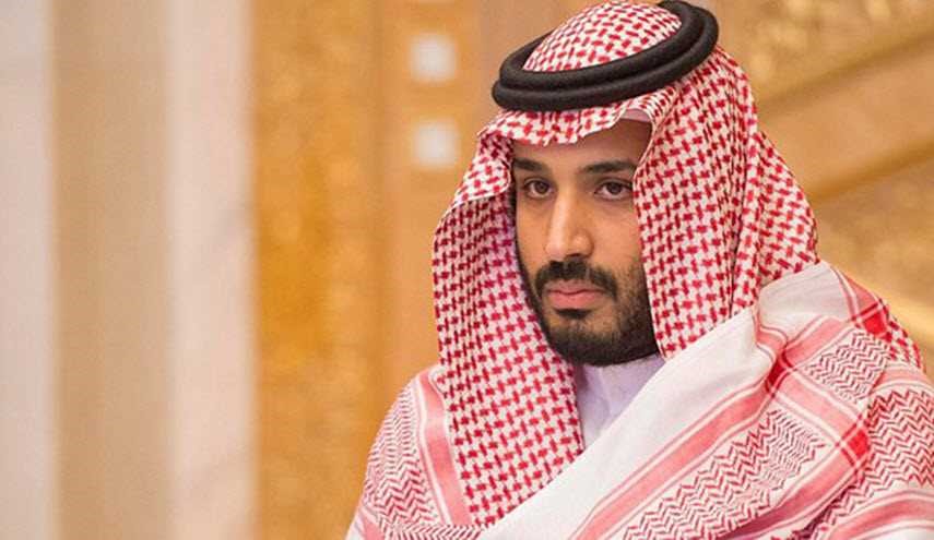بالصور .. محمد بن سلمان يخلع البشت!
