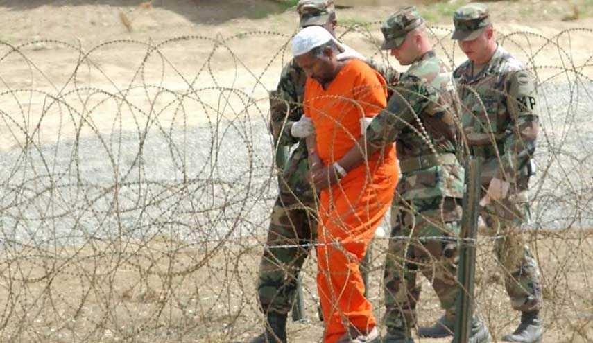 معتقل سابق في غوانتنامو: الأمريكيون عباقرة في الشر