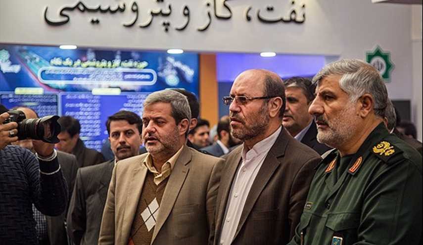 وزير الدفاع يتفقد معرض انجازات الحرس الثوري في قطاع الإعمار
