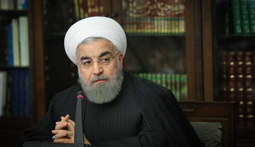 الرئيس روحاني يؤكد على الحل السلمي لازمات المنطقة