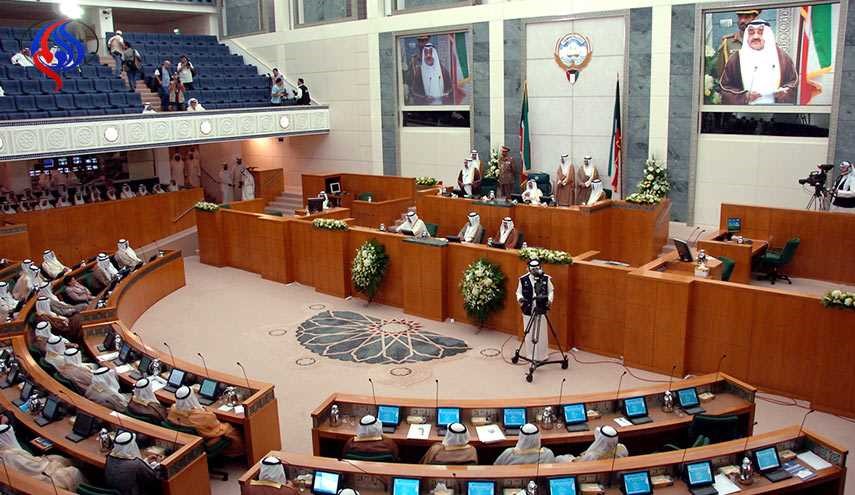 نواب كويتيون يهددون العراق بـ