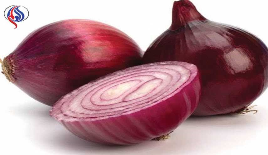 ضعي قطع البصل الى جانب سريرك.. والنتيجة ستصدمك!