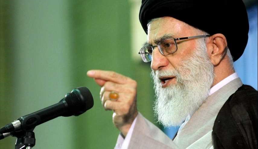 استفاده از ماشین‌های گران قیمت برای روحانیون و طلاب حرام است