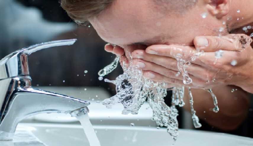 مهم لمن يحبون بشرة وجوههم..خطآن يرتكبهما 