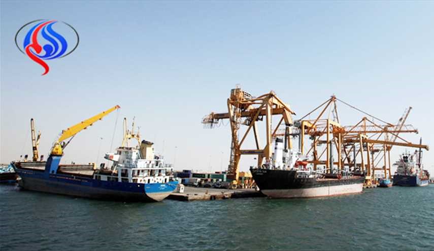 العدوان السعودي يحتجز 5 سفن محملة بمشتقات نفطية في طريقها إلى الحديدة