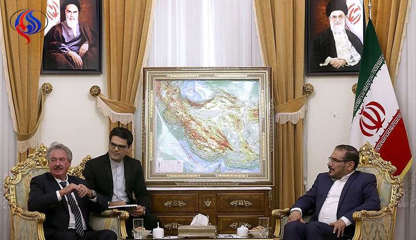شمخاني يندّد بالصمت حيال مجازر آل سعود في اليمن