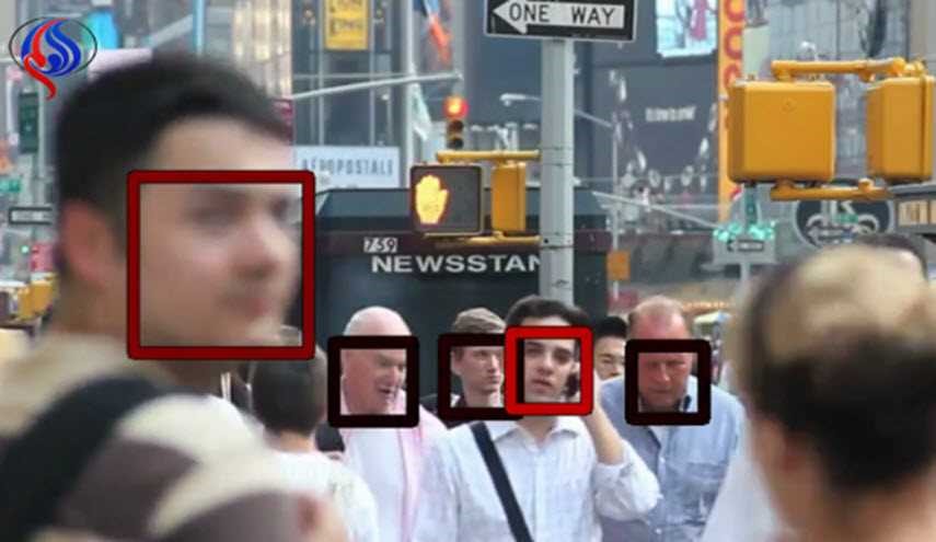 موقع يخبرك بكل المعلومات عن أي شخص من صورته فقط!