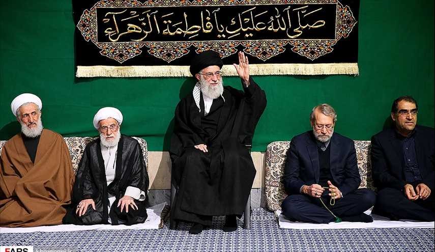 اولین شب عزاداری فاطمیه ۱۴۳۸ در حسینیه امام خمینی | تصاویر