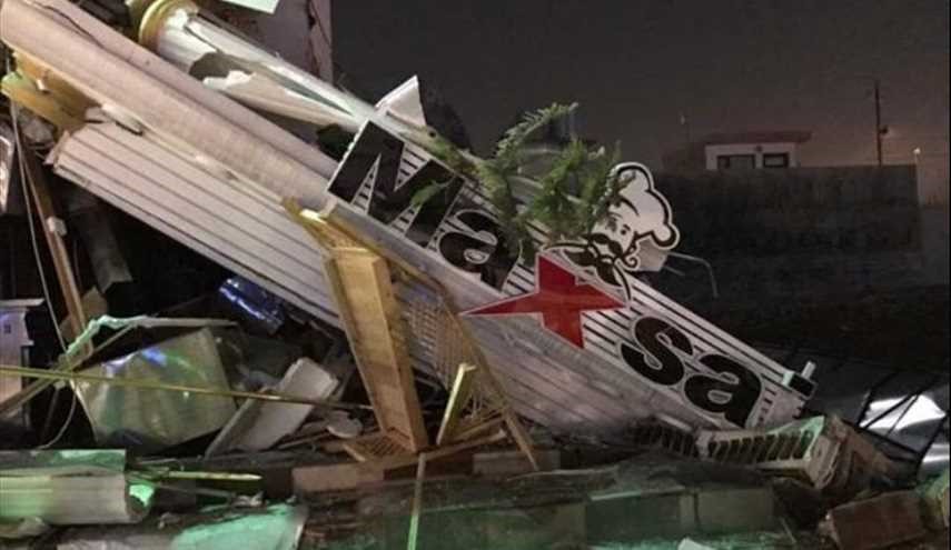 بالصور.. انهيار مطعم في كركوك بسبب أعمال حفريات بجانبه!