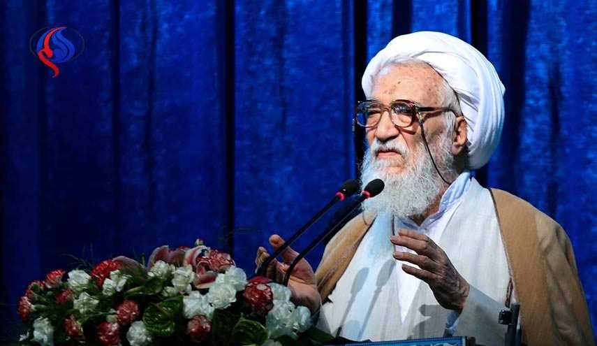 اية الله كرماني: السعودية تدمر نفسها