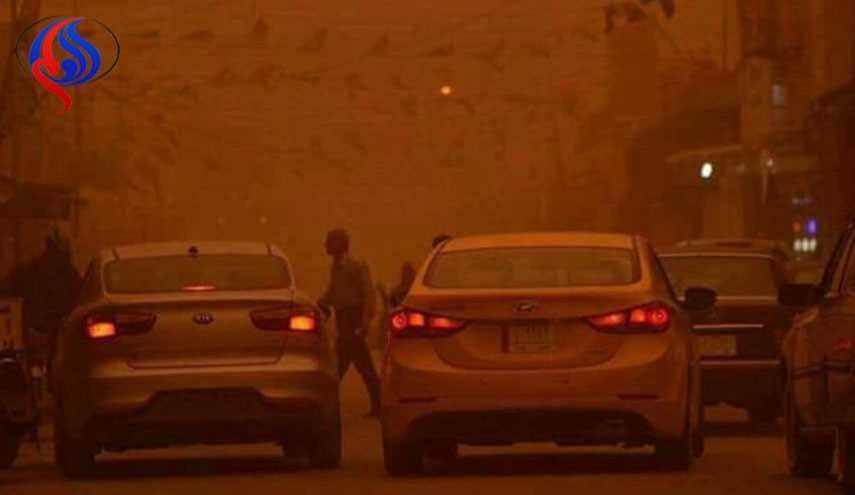 بالصور.. عاصفة ترابية تضرب ذي قار