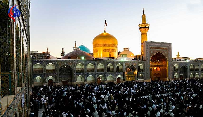 حال و هوای حرم مطهر رضوی لحظه تحویل سال