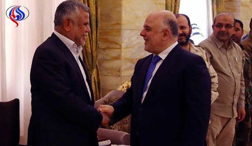 بالصور.. العبادي لقادة الحشد الشعبي: فتوى السيد السيستاني قلبت الموازين