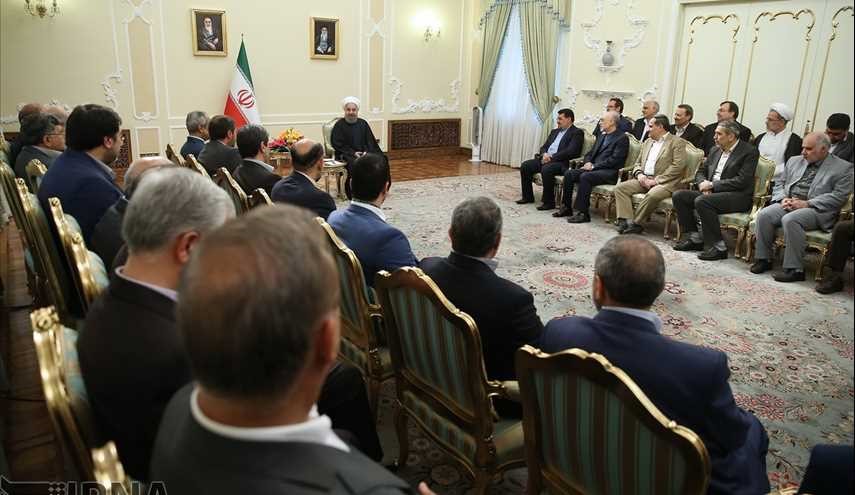 دیدار نوروزی رئیس جمهوری با جمعی از کارگزاران نظام/ تصاویر