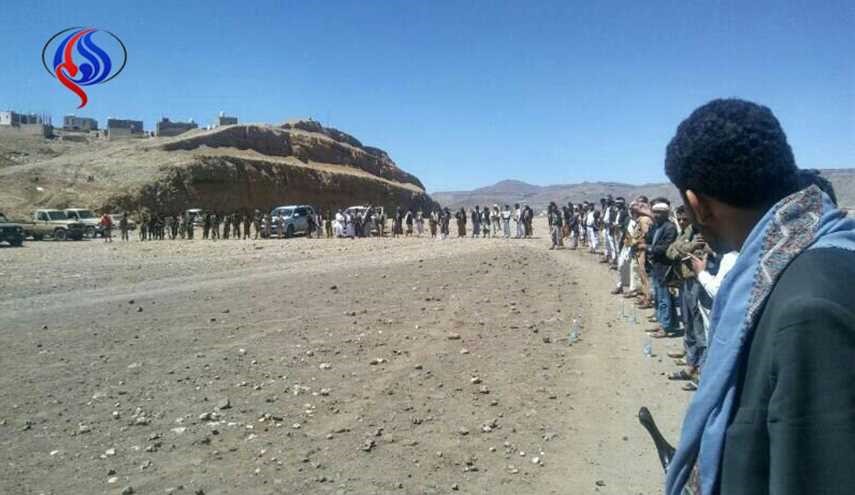 بالصور.. قبائل مأرب تعلن النفير العام وترفد الجبهات بالمقاتلين