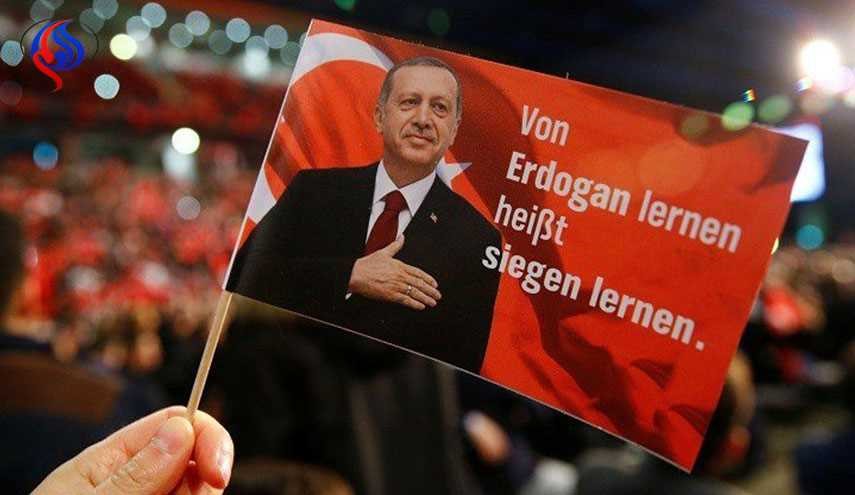 هل يفوز اردوغان ويتحقق حلمه في احياء الإرث العثماني ويتوج سلطانا مطلقا؟