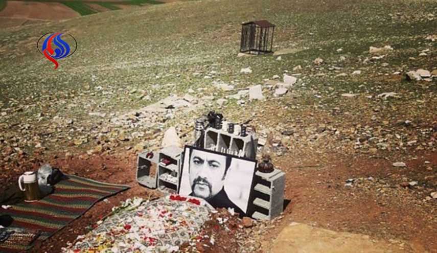 عکس مزار عارف لرستانی در روستای سیمینه