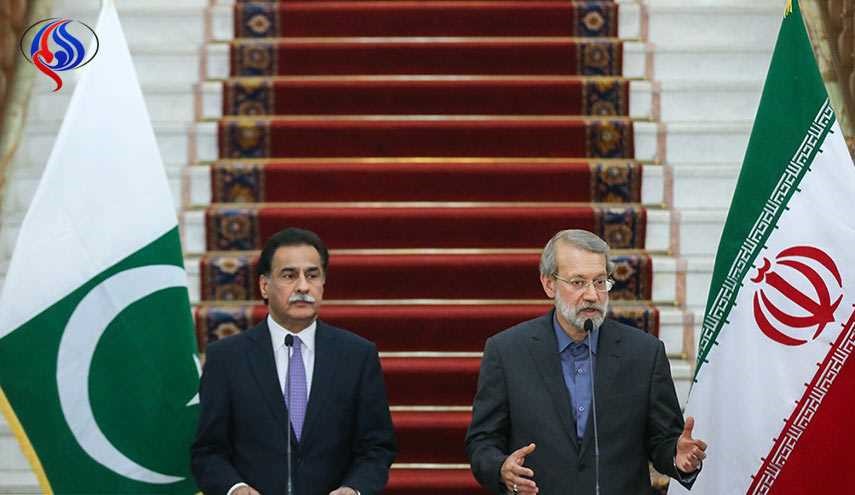 لاريجاني: العلاقات المتينة بين ايران وباكستان تسهم بحل القضايا الاقليمية