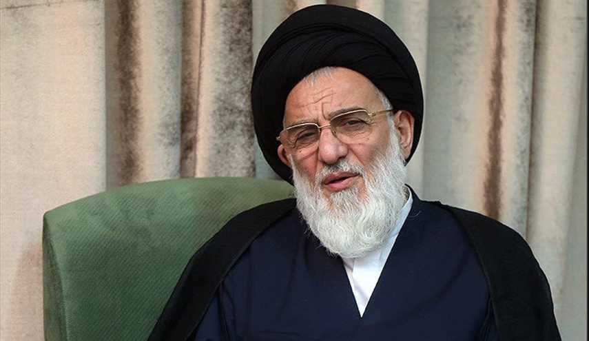 تکذیب درخواست حکم حکومتی برای احمدی‌نژاد