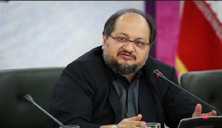 فورا با فردی که نامه توهین‌آمیز علیه امام رضا(ع) خواند برخورد کنید