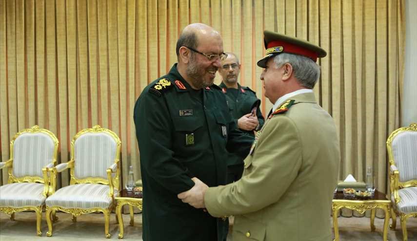 ملاقات وزیر دفاع با رئیس ستاد مشترک ارتش سوریه | تصاویر