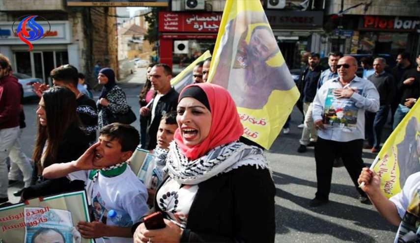 تواصل اضراب الكرامة وإدارة سجون الاحتلال تستمر بالتصعيد