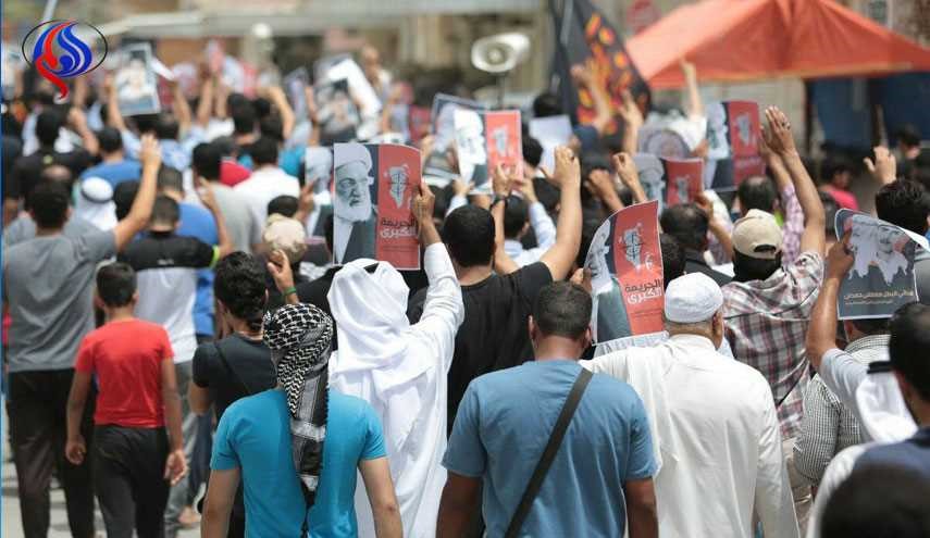 بالصور: تظاهرة حاشدة امام منزل الشيخ عيسى قاسم بالدراز