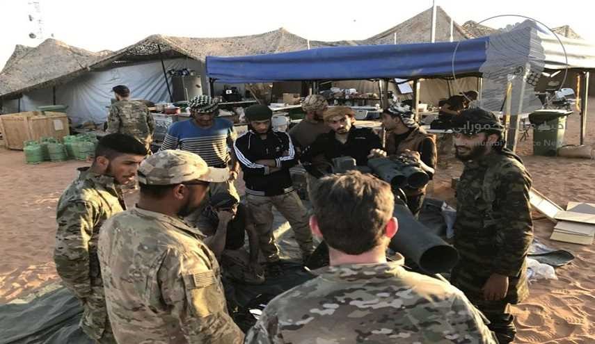 بالصور.. مسلحون مع القوات الأميركية في قاعدة التنف جنوب سوريا