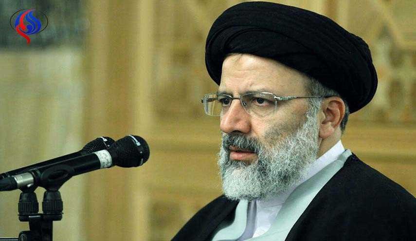 رئيسي يؤكد عزمه على حل مشاكل البلاد عبر إدارة جهادية