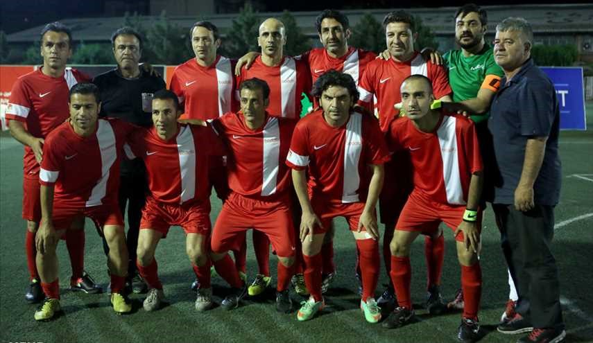 دیدار تیم های پیشکسوتان استقلال و پرسپولیس/ تصاویر