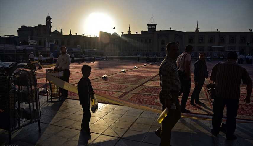 مأدبة إفطار في ضريح الإمام رضا (ع)