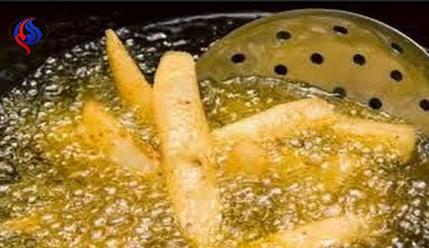 حيلة بسيطة.. هكذا تمنعون انتشار رائحة زيت القلي في منازلكم!