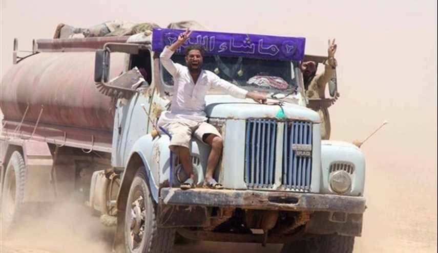 القوات الشعبية الإنقاذ المدنيين بالقرب من منطقة الحدود العراقية السورية