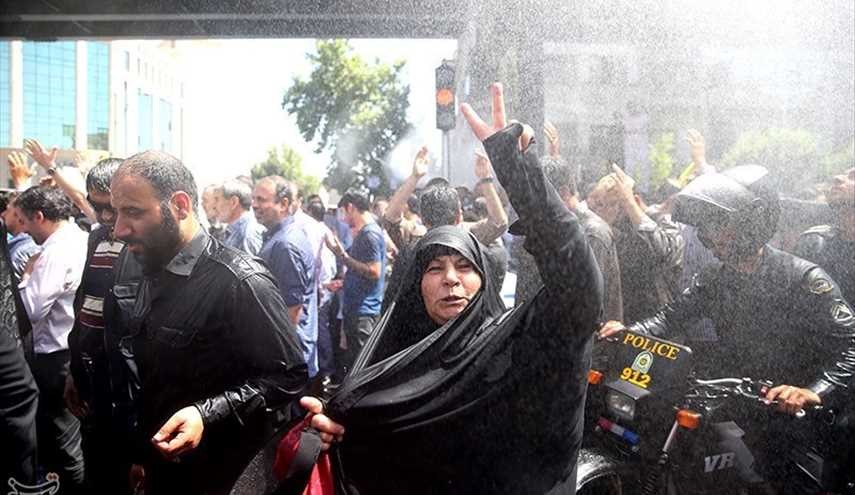 تشييع شهداء الهجومين الارهابيين في طهران