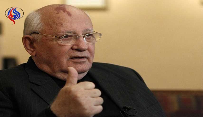 غورباتشوف يرد على بوتين