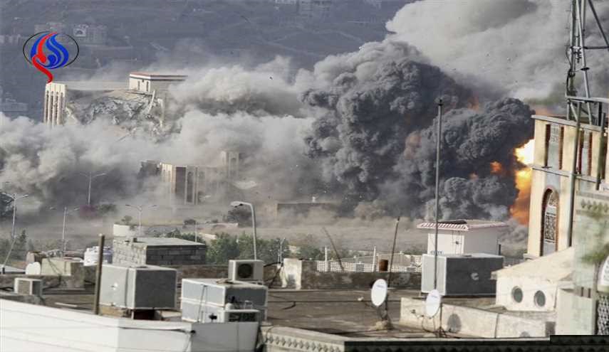 طيران العدوان السعودي يدمر مسجد سوق صرواح القديم بمأرب