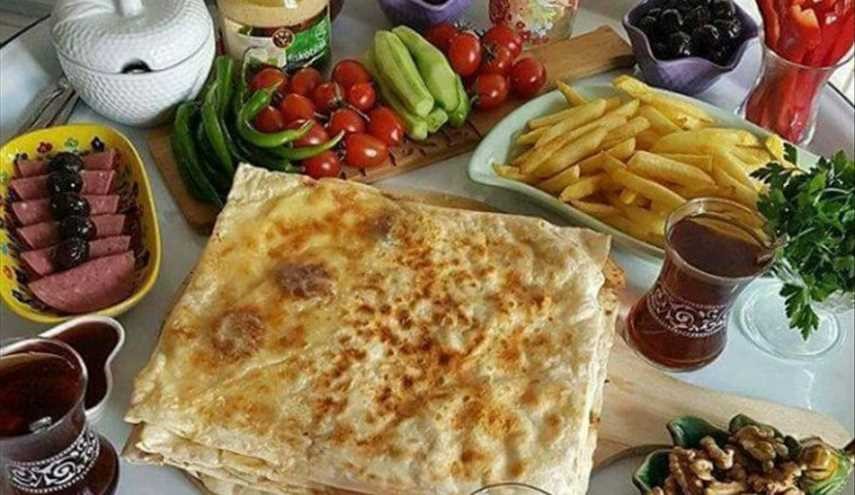 صور.. زوجة تركية تبهر رواد فيس بوك بطعام أسرتها في رمضان